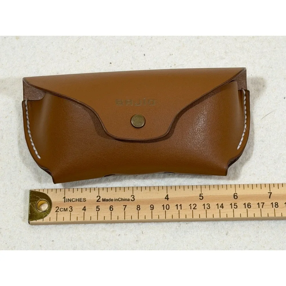 BAUD Cactus Leather Eyeglass Case Brown Sustainable Minimalist‎ Travel Style